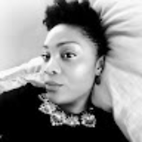 Meet your Posher, Ayana - Picture 1 of 1